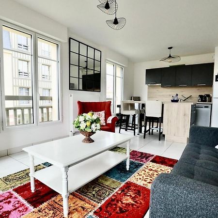 Appartement Des Arts Довиль Экстерьер фото